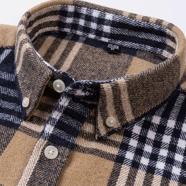 Men's Slim-Fit Brushed Flannel Button-Down Plaid Shirt
