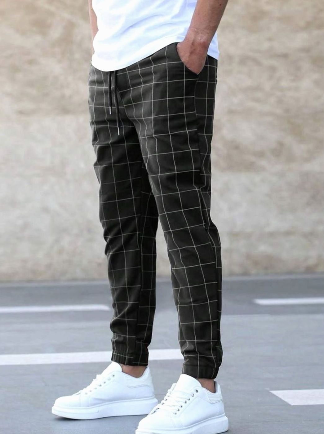 Men's Slim-Fit Checked Drawstring Chino Pants