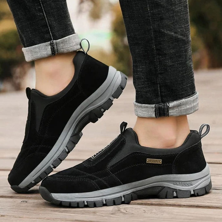 Men's Slip-On Outdoor Hiking Shoes Non-Slip Grip Sole