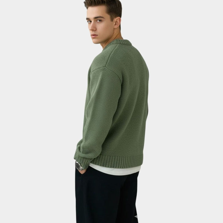 Men's Solid Crewneck Pullover Knit Sweater