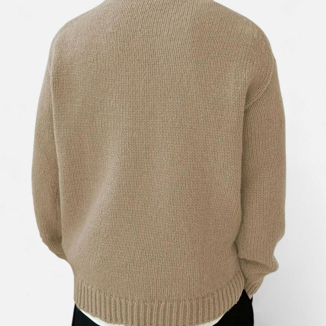 Men's Solid Crewneck Pullover Knit Sweater