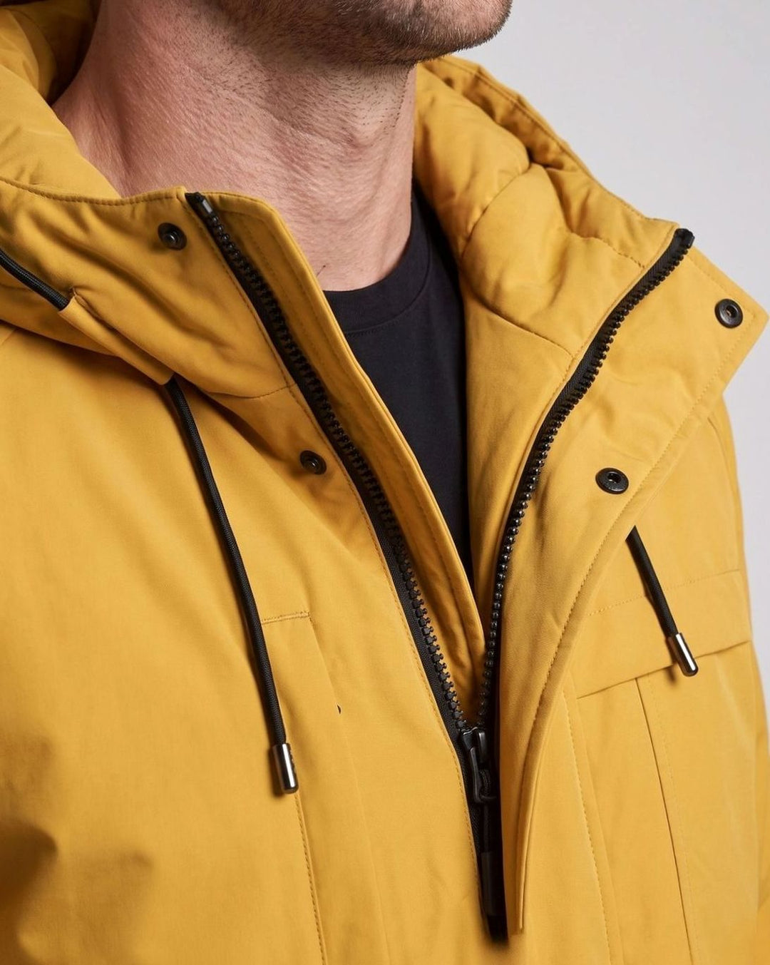 Men's Water-Repellent Hooded Puffer Winter Jacket