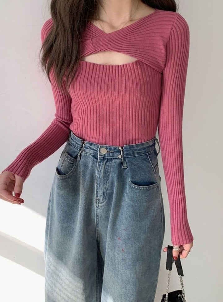 Women's Crossover Cutout Long Sleeve Cropped Knit Top