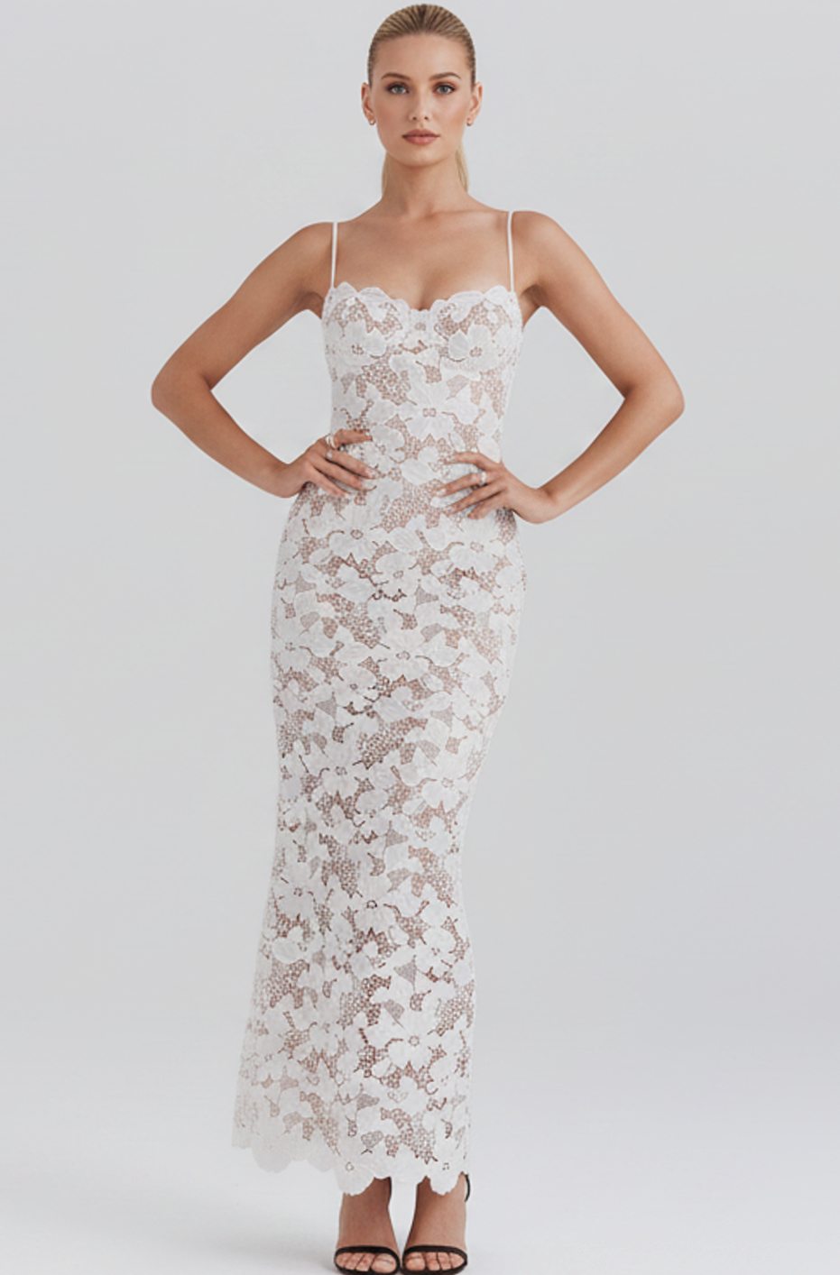 Women's Floral Embroidered Lace Scallop-Trim Maxi Dress