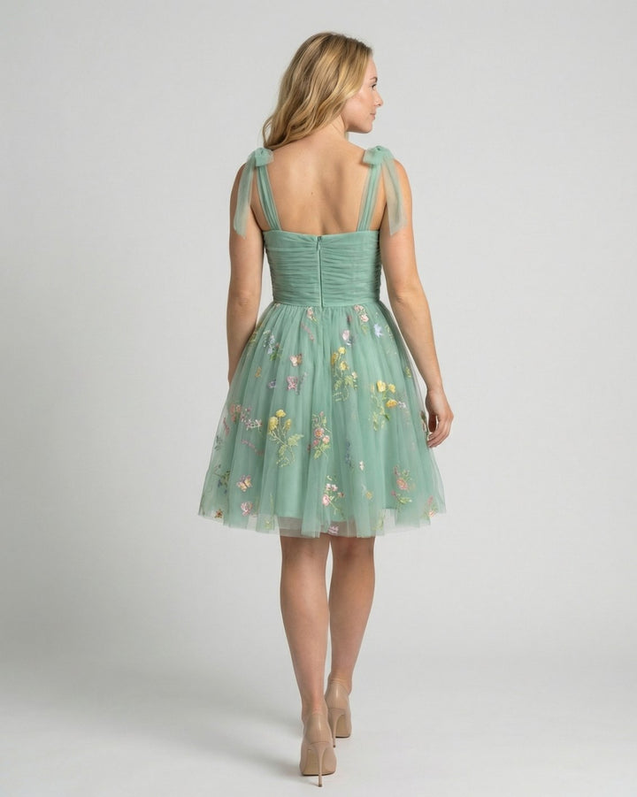 Women's Floral Embroidered Tulle Sweetheart A-Line Maxi Dress