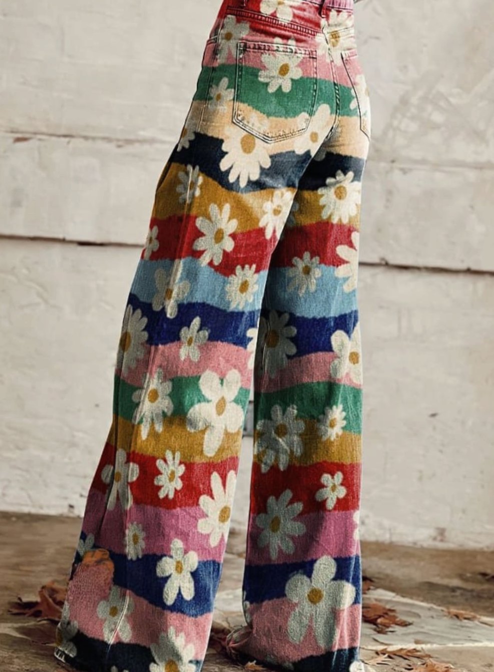 Women's High-Waist Wide-Leg Daisy Print Colorful Flare Pants - Multicolor