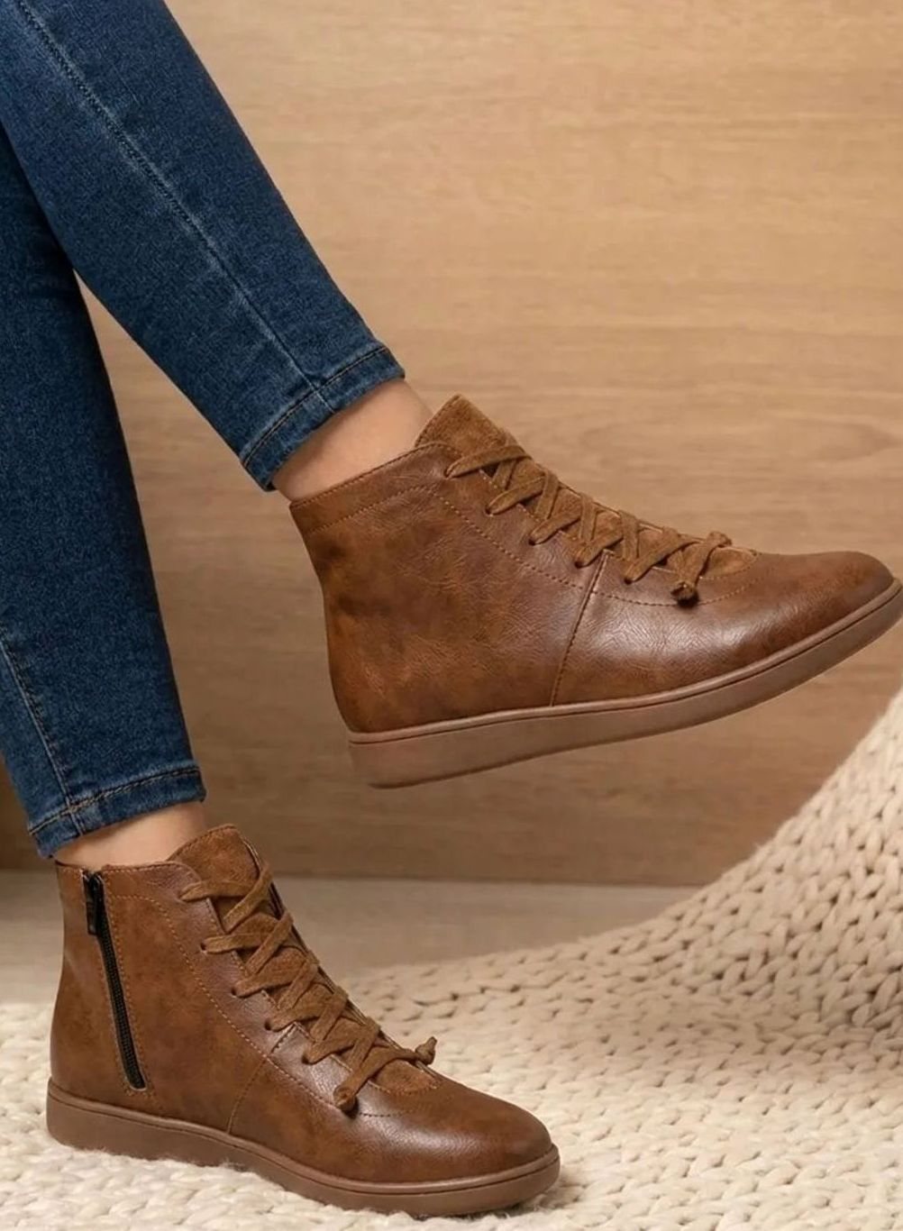 Women's Lace-Up Ankle Boots Comfort Flat Booties