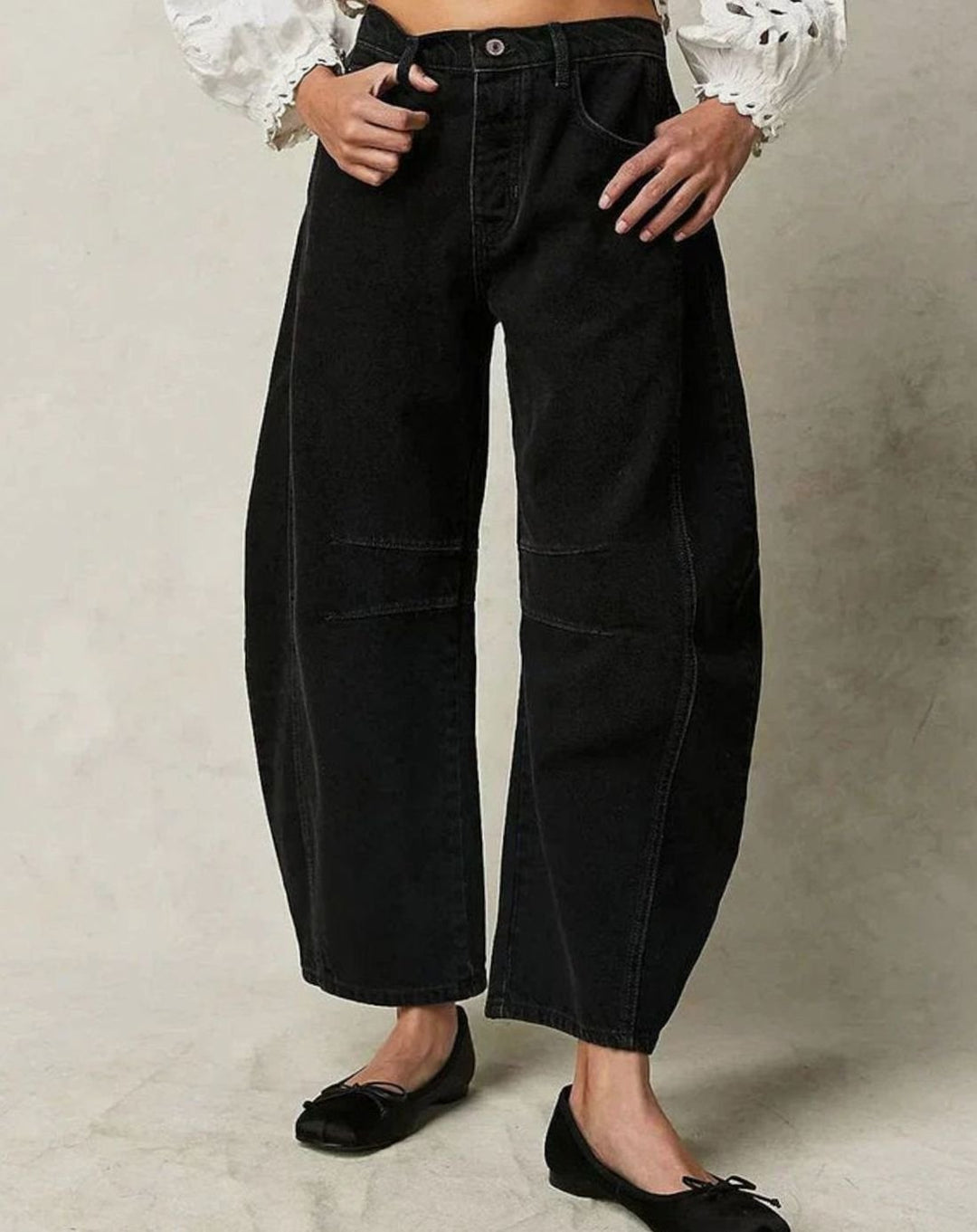 Women's Mid-Rise Barrel-Leg Wide Jeans - Black