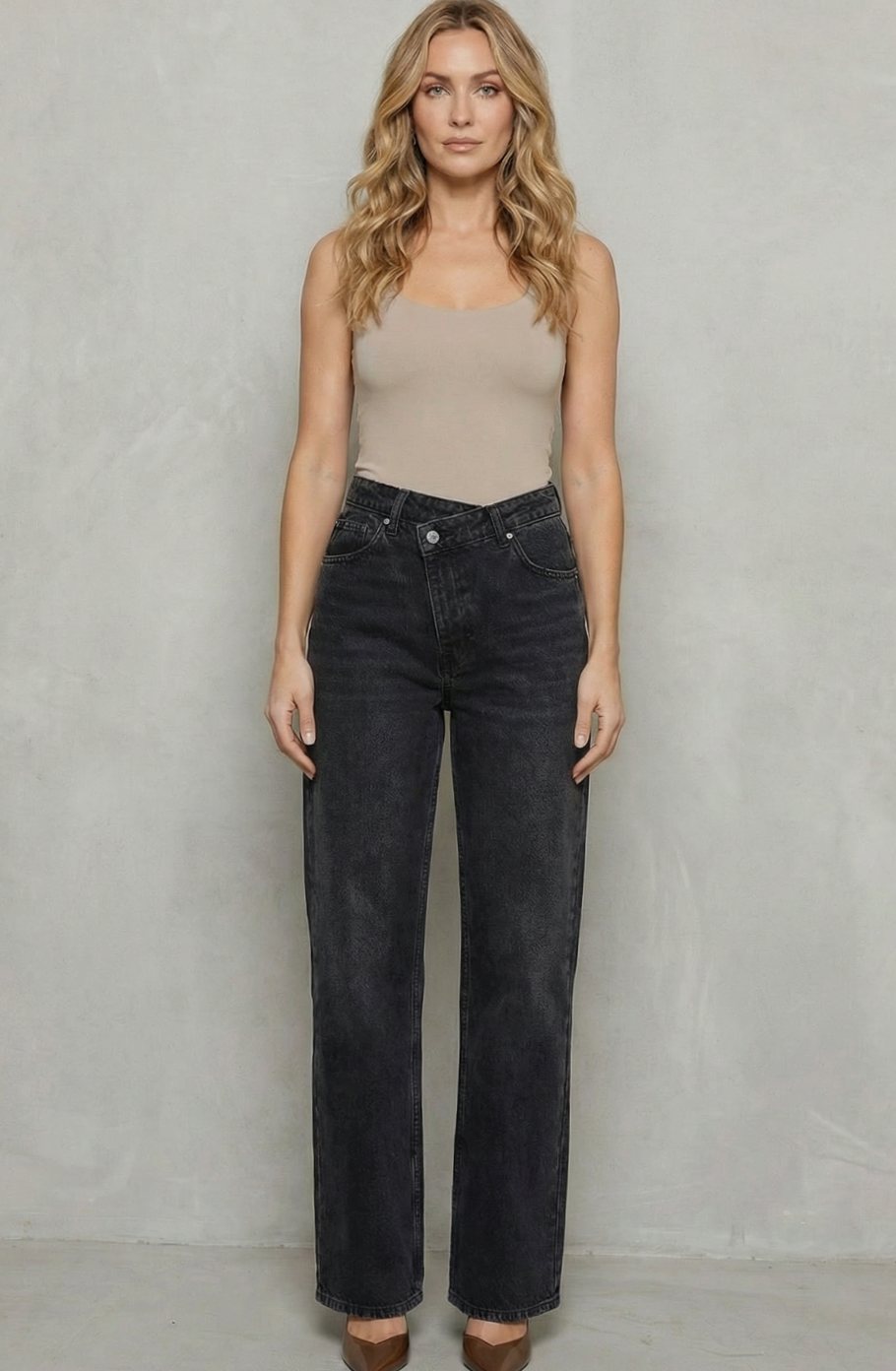 Women's Mid Rise Straight Leg Jeans Cross-Button Waistband