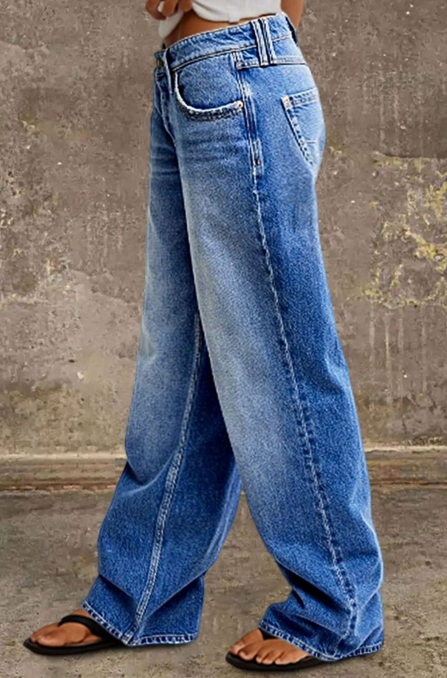 Women's Mid-Rise Wide Leg Straight-Fit Jeans