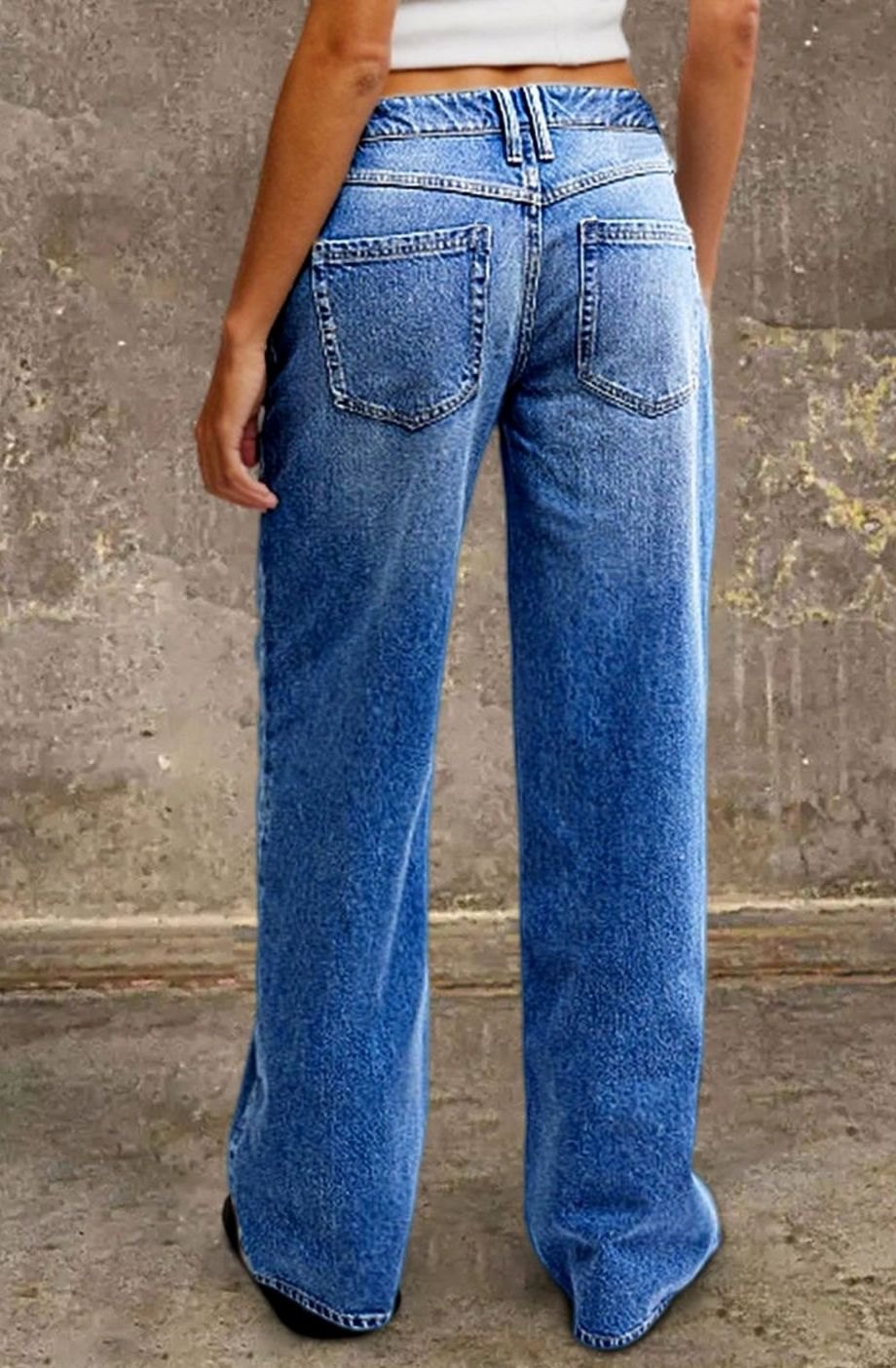 Women's Mid-Rise Wide Leg Straight-Fit Jeans