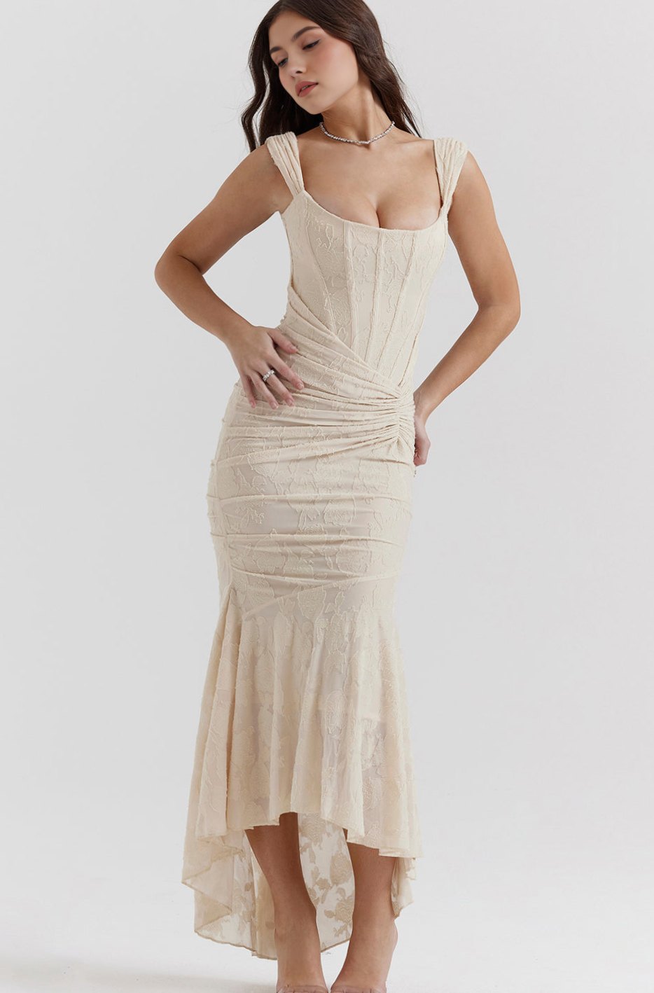 Women's Off-Shoulder Floral Boned-Bodice Mermaid Maxi Dress - Off White