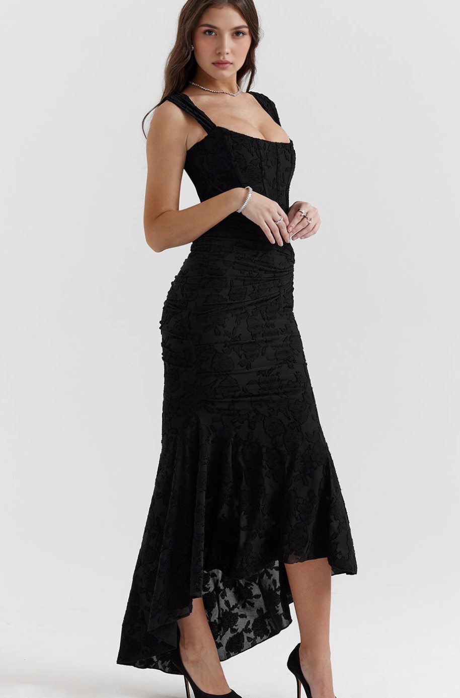 Women's Off-Shoulder Floral Boned-Bodice Mermaid Maxi Dress