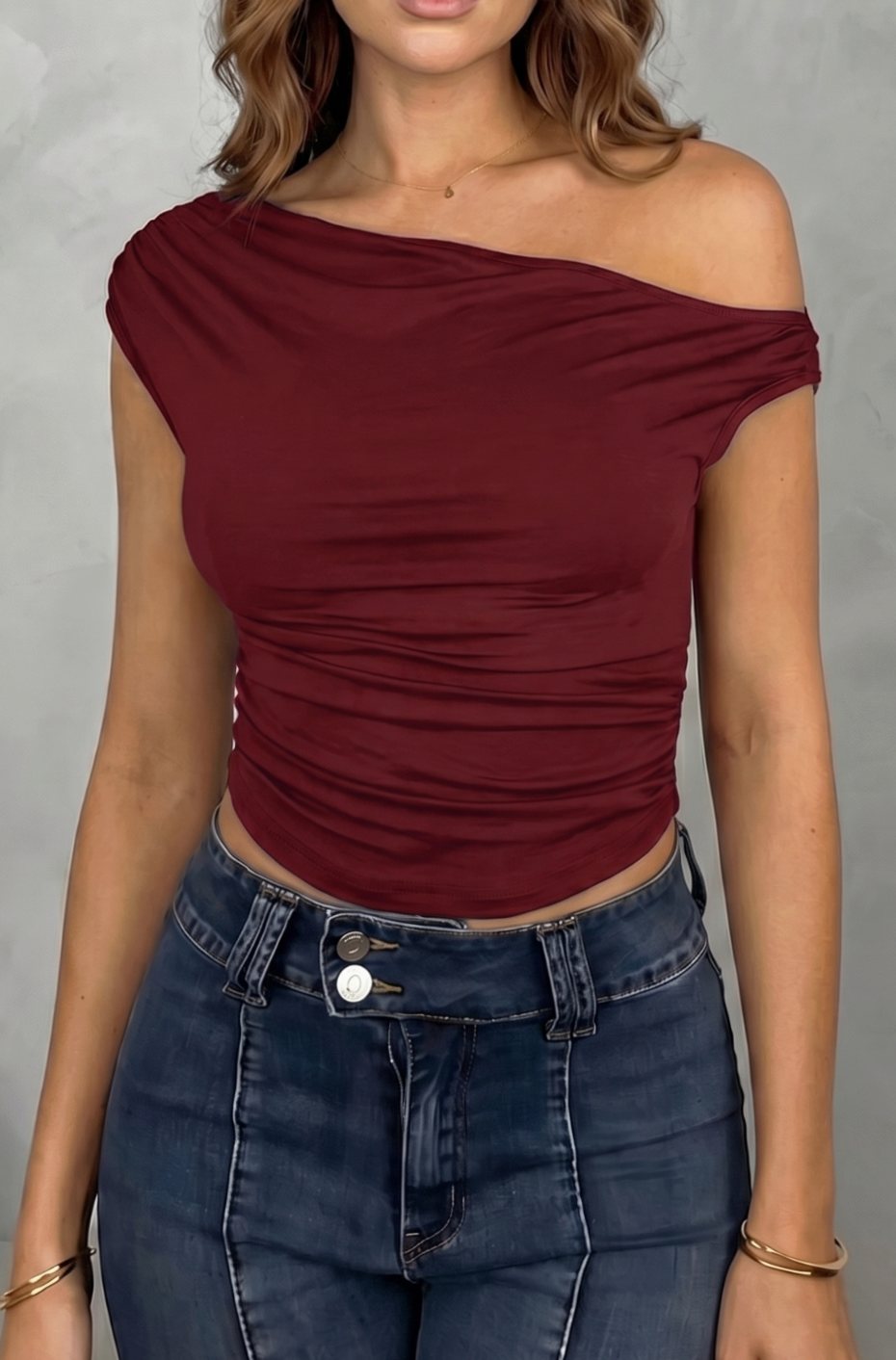Women's Off-the-Shoulder Ruched Crop Top - Burgundy