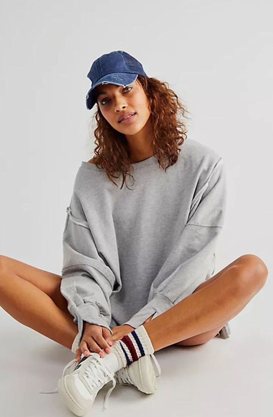 Women's Oversized Balloon Sleeve Crewneck Sweatshirt Exposed Seams - Gray Melange