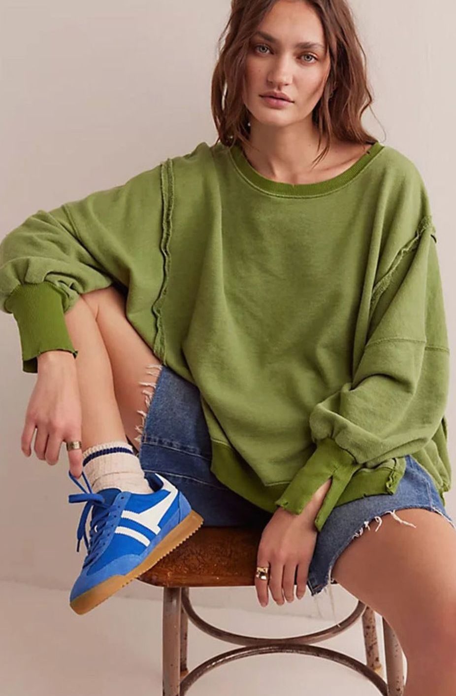Women's Oversized Balloon Sleeve Crewneck Sweatshirt Exposed Seams - Olive