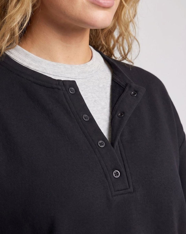 Women's Oversized Henley Sweatshirt Contrast-Collar Button Placket