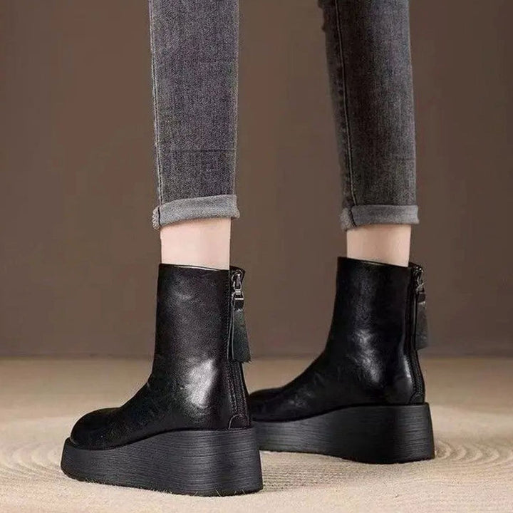 Women's Retro Round-Toe Leather Platform Ankle Boots