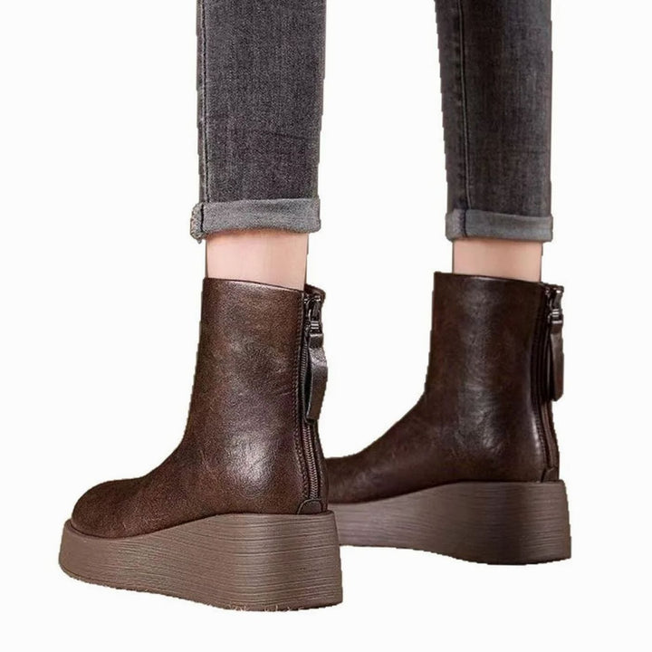 Women's Retro Round-Toe Leather Platform Ankle Boots
