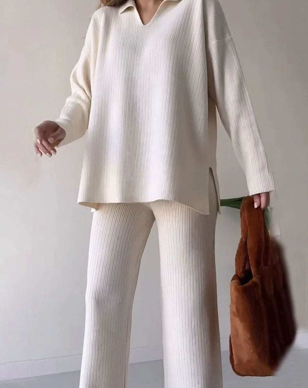 Women's Ribbed Knit Collared V-Neck Side-Slit Two-Piece Sweater Set - Apricot