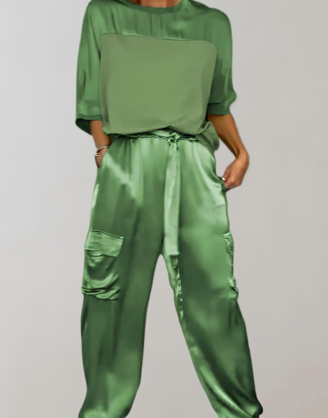 Women's Satin Two-Piece Cargo Pants Set 3/4 Sleeve Top - Green