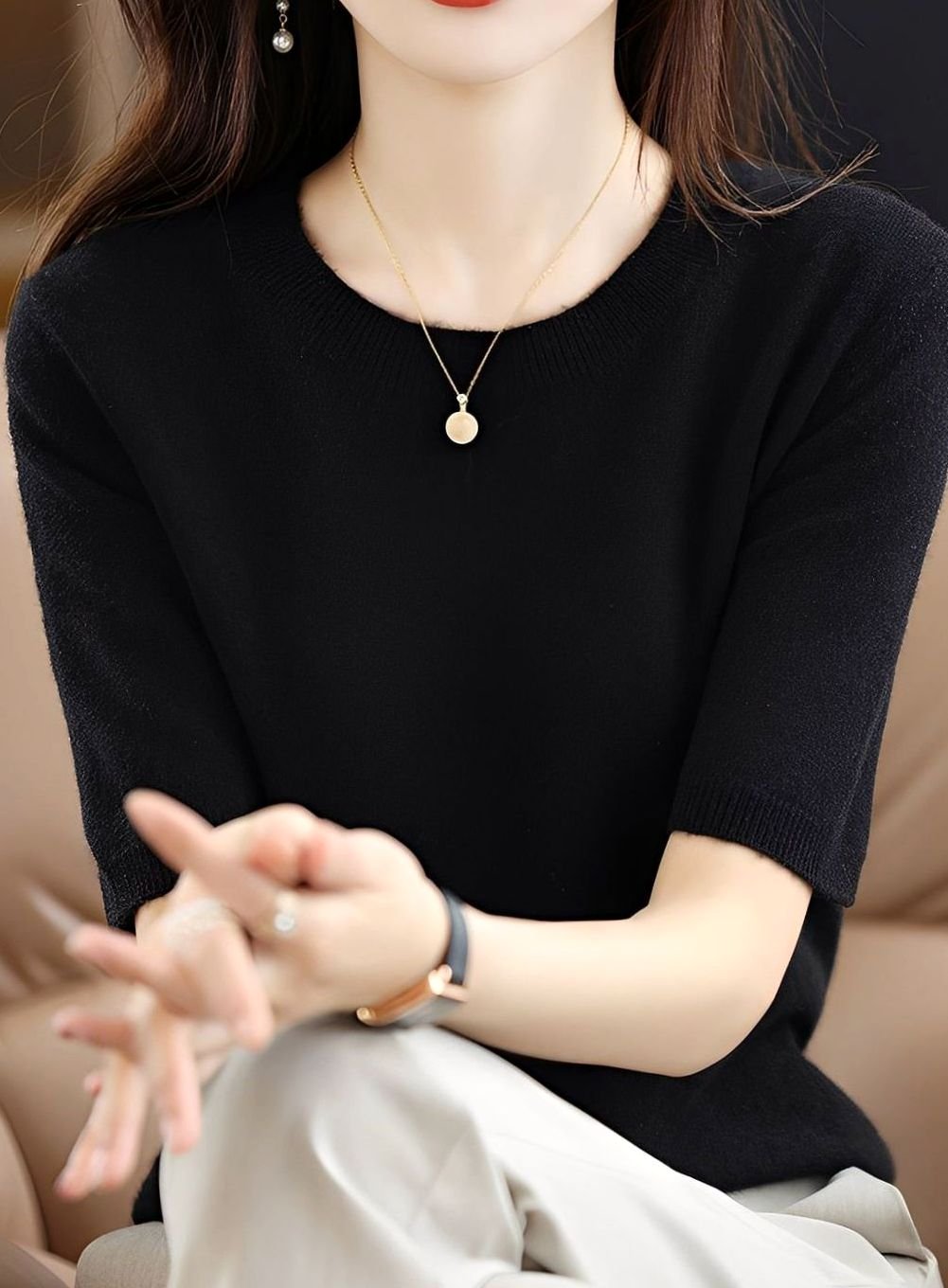 Women's Short-Sleeve Crewneck Knit Sweater - Black