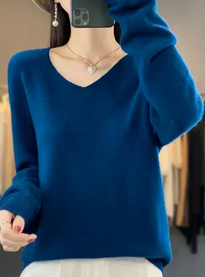 Women's Soft Knit V-Neck Cashmere-Feel Pullover Sweater - Navy Blue