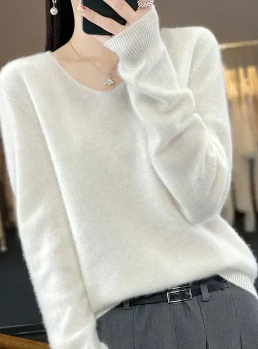 Women's Soft Knit V-Neck Cashmere-Feel Pullover Sweater - White