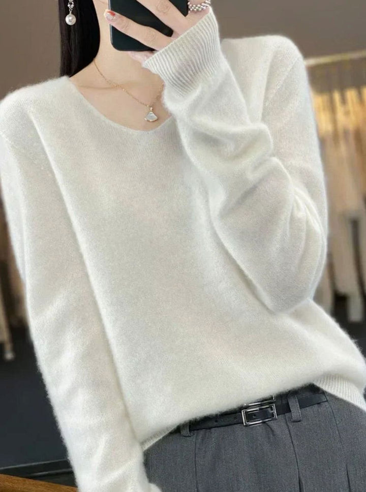Women's Soft Knit V-Neck Cashmere-Feel Pullover Sweater