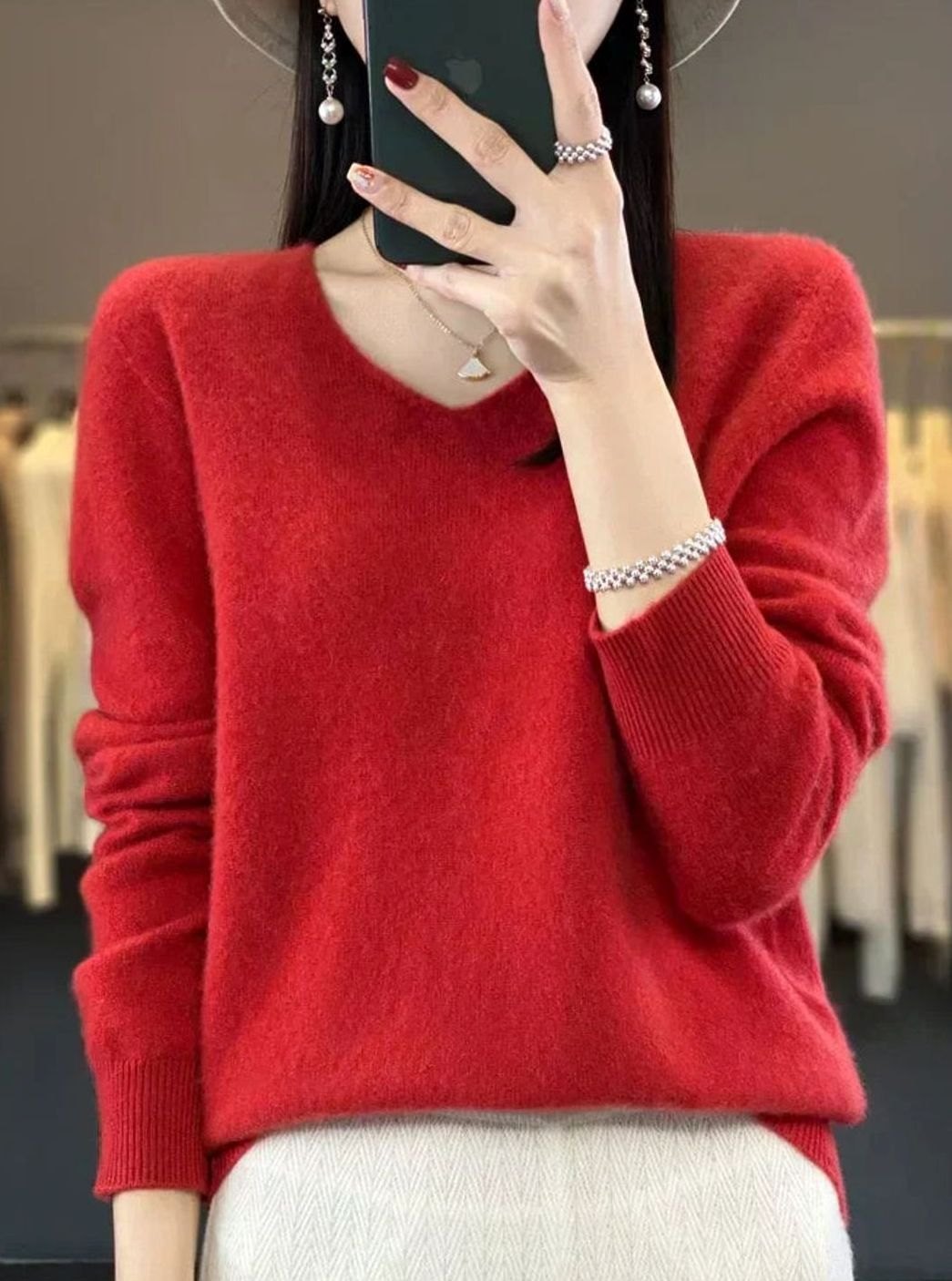 Women's Soft Knit V-Neck Cashmere-Feel Pullover Sweater - Red