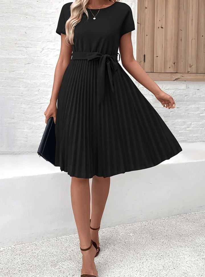 Women's Tie Waist Pleated Midi Dress Short Sleeve - Black