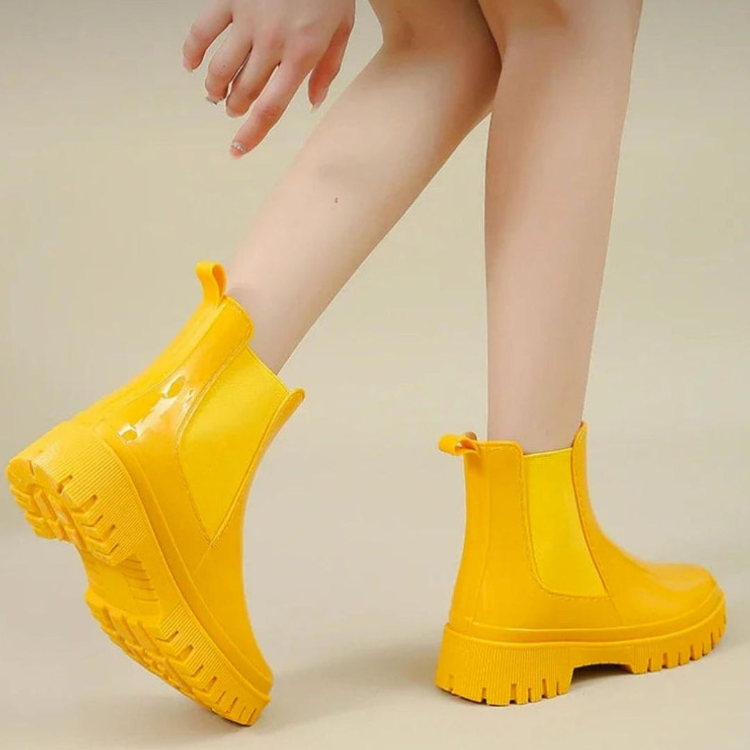 Women's Waterproof Rubber Chelsea Rain Boots Chunky Lugged Sole - Yellow