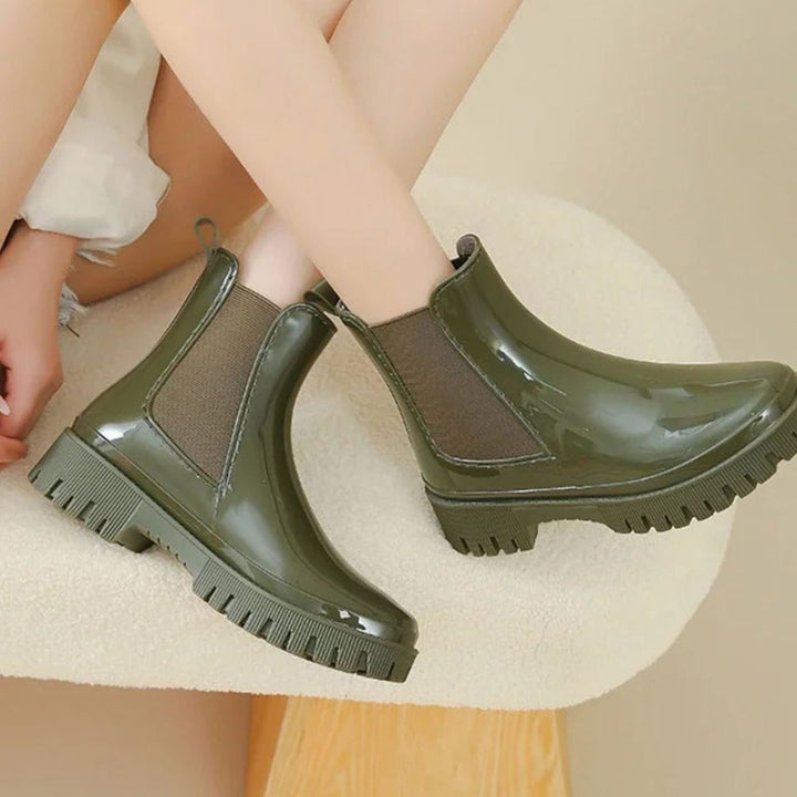 Women's Waterproof Rubber Chelsea Rain Boots Chunky Lugged Sole