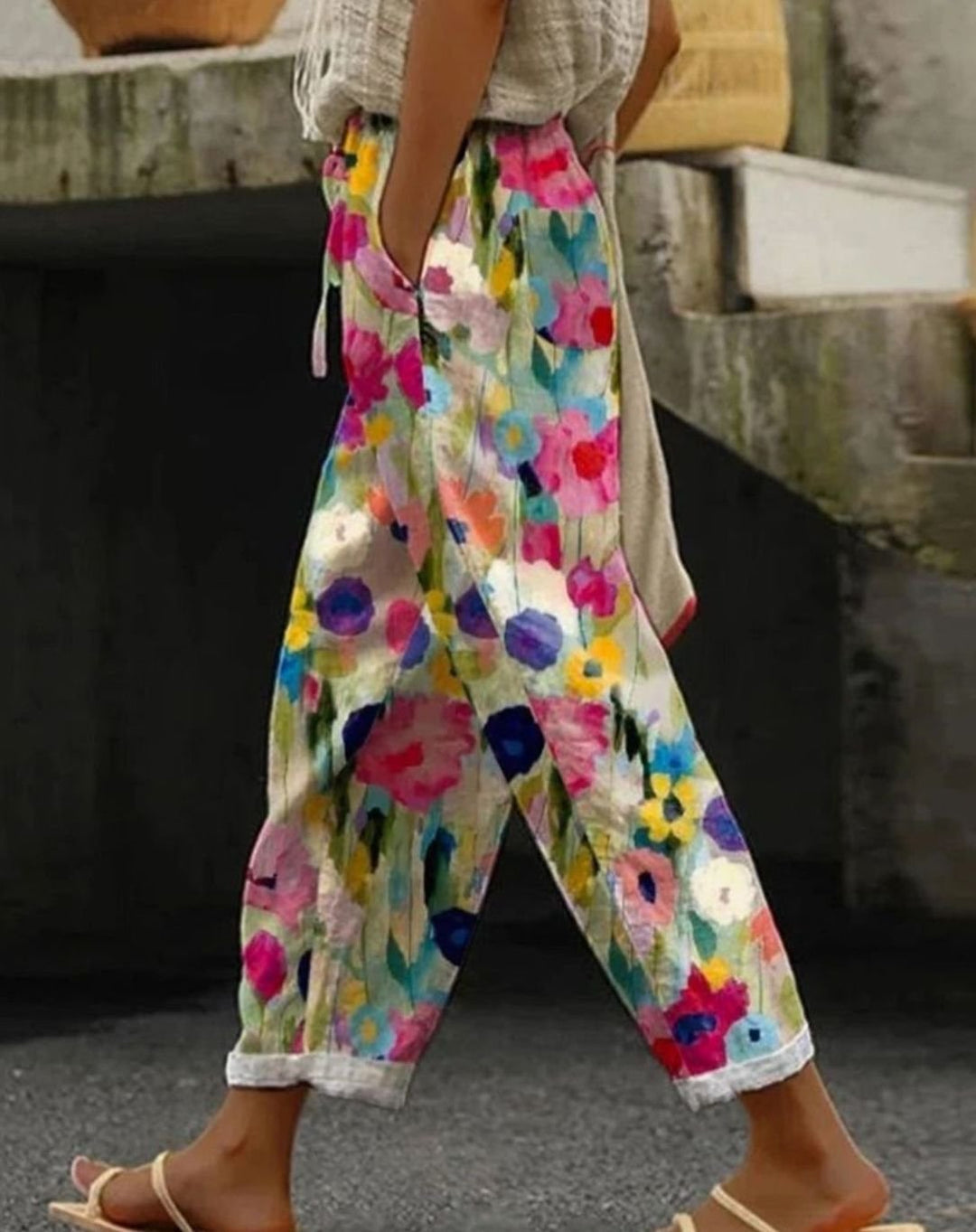 Women's Wide-Leg Cropped Floral Print Casual Pants - Multicolor